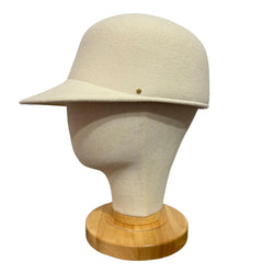 Caroline 2 cap