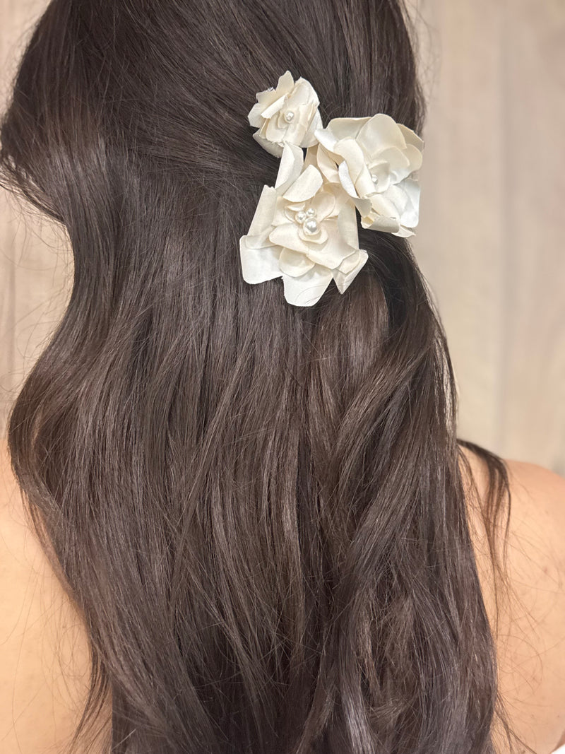 Set de 3 pinces Camelia